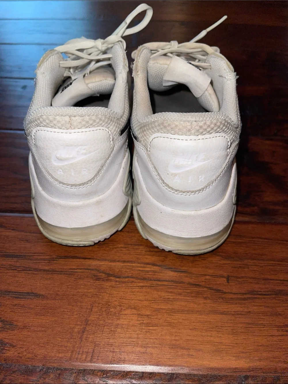 Nike low profile